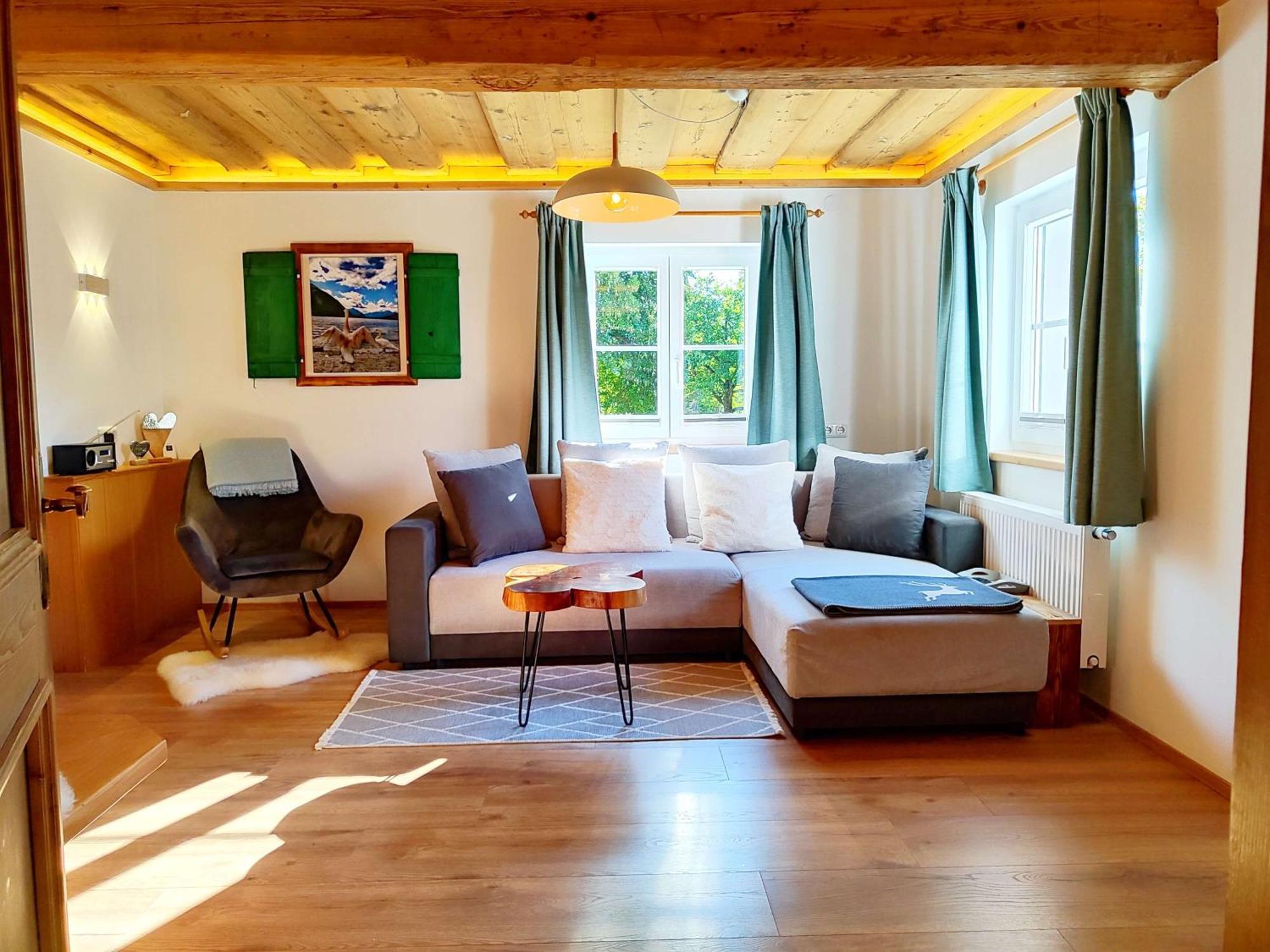 Ferienwohnung Grundlsee, Willkommen In Mami'S Ferienwohnung מראה חיצוני תמונה